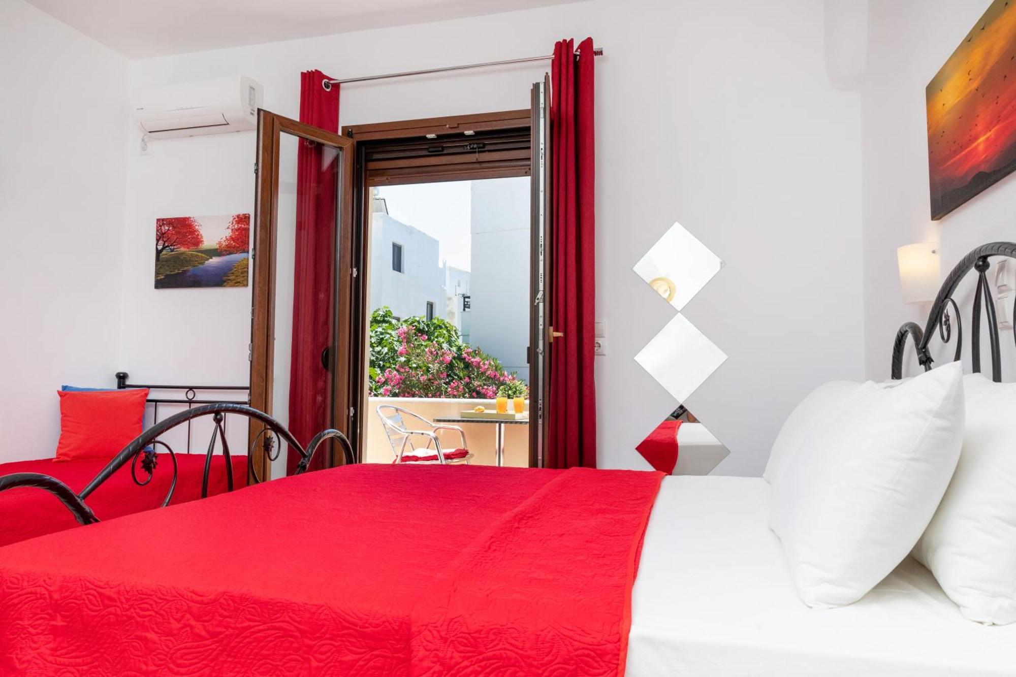 Naxos Diamond Studios Apartments Naxos City 객실 사진