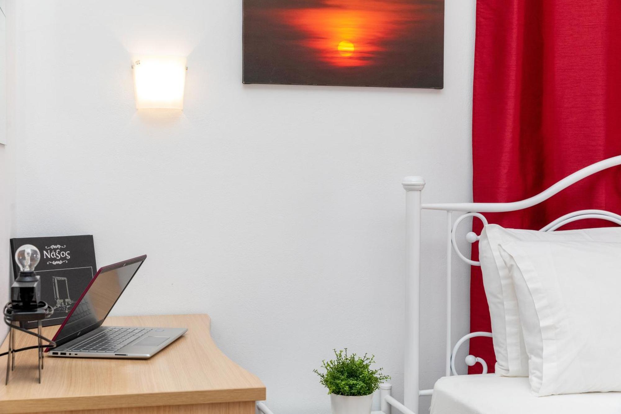 Naxos Diamond Studios Apartments Naxos City 객실 사진